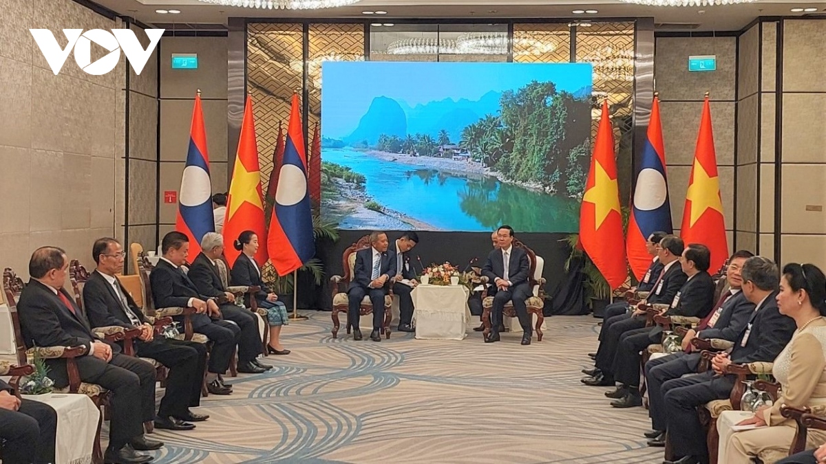 Chủ tịch nước Võ Văn Thưởng tiếp Chủ tịch Hội hữu nghị Lào - Việt Nam